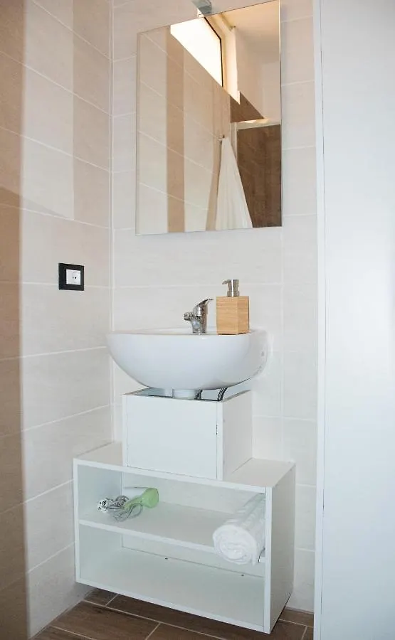 Maison L'Amuri Палермо 0*,  Италия